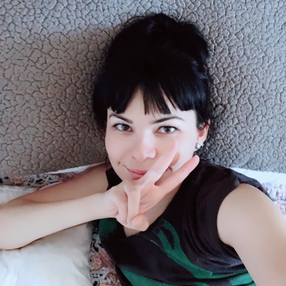 Meet your Posher, Jeniijen - Picture 4 of 4